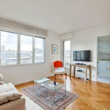 Superbe T2 Avec Balcon Vue Sur La Tour Eiffel 아파트